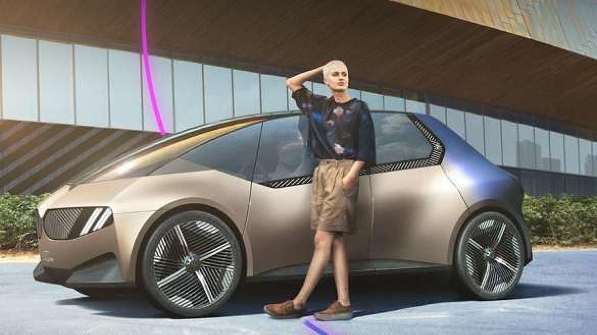 DE BMW i VISION CIRCULAR